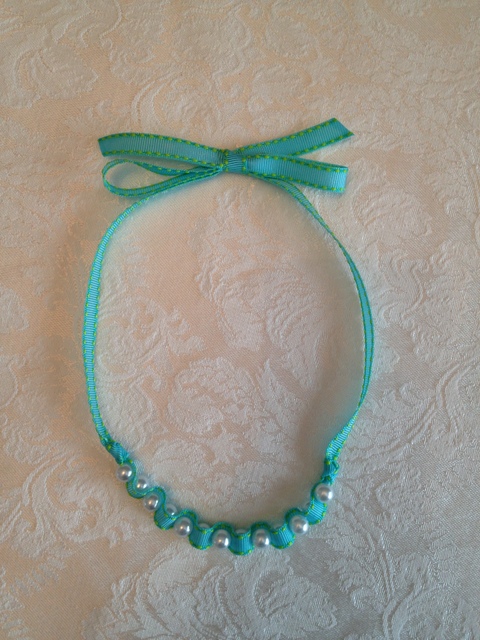 Ribbon and Pearl Necklace 1
